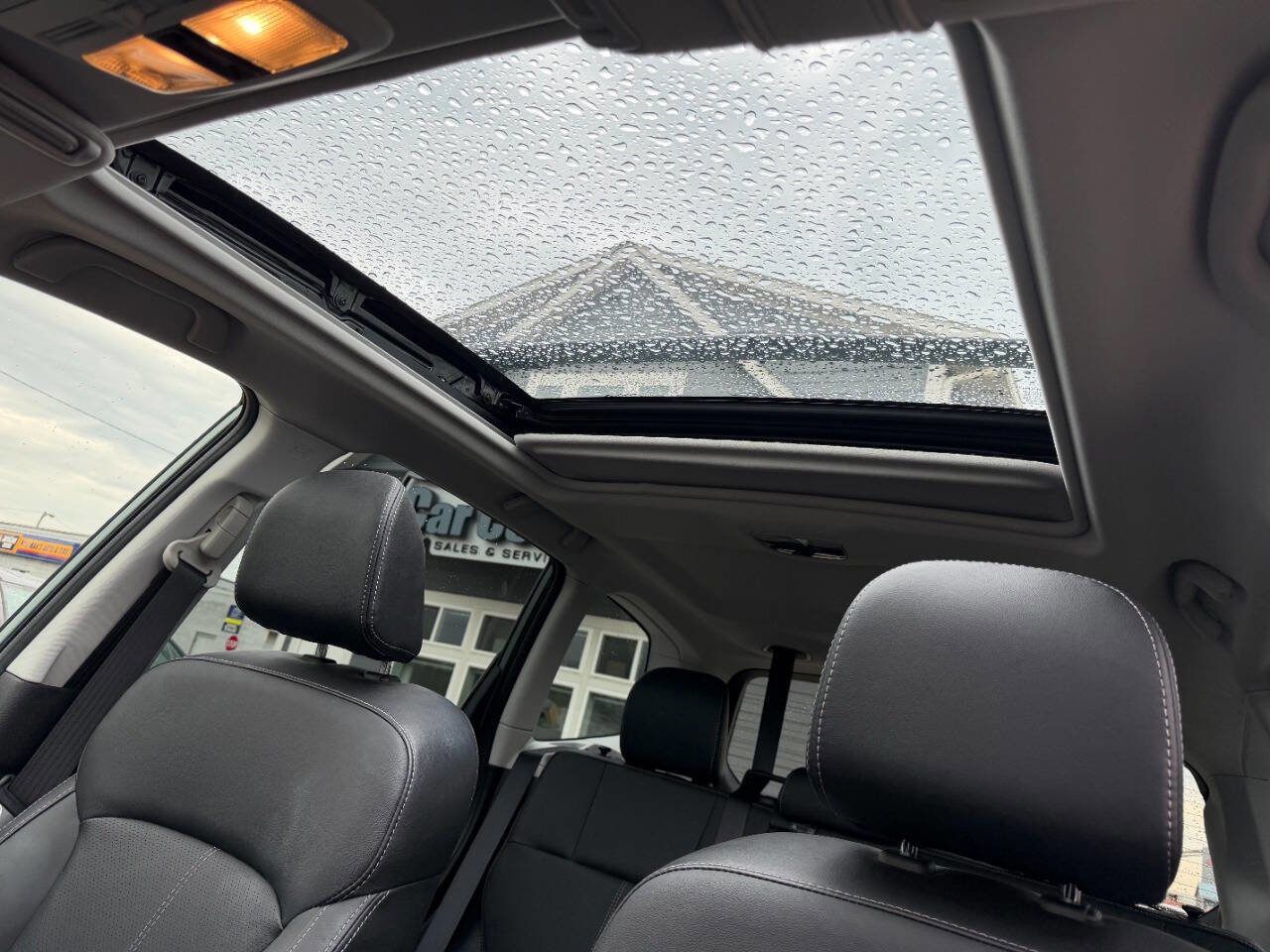 Used 2018 Subaru Forester 2.5i Touring AWD/4WD image 28