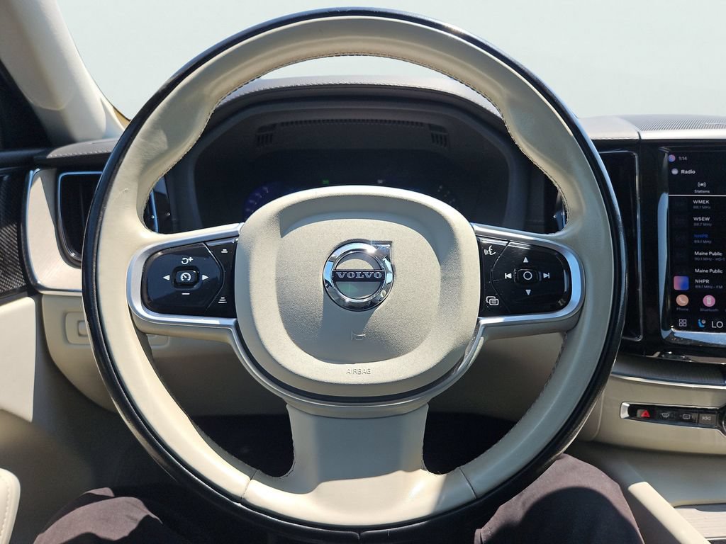 Used 2022 Volvo XC60 B5 Inscription w/ Climate Package AWD/4WD image 35