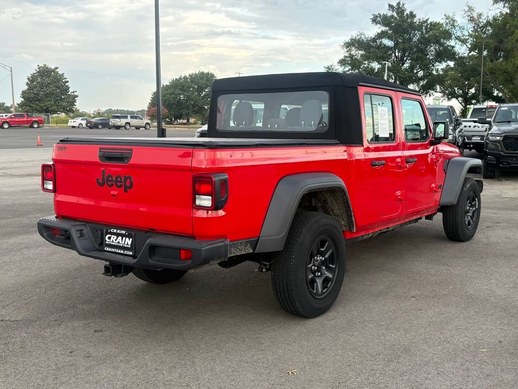 Used 2024 Jeep Gladiator Sport AWD/4WD image 8