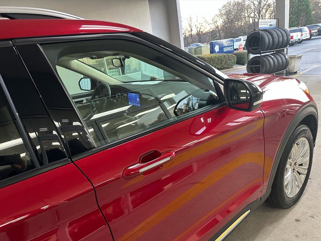 Certified 2022 Ford Explorer Limited w/ Equipment Group 301A image 10