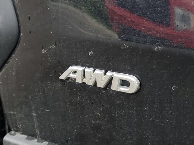 Used 2022 Toyota RAV4 XLE Premium AWD/4WD image 7