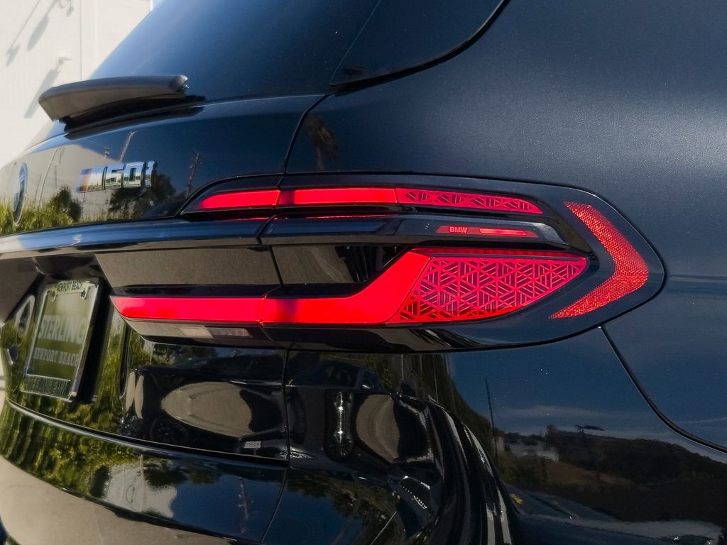 New 2026 BMW X7 M60i image 4