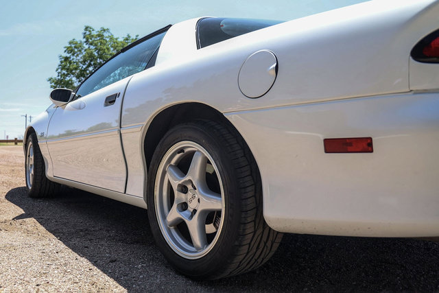 Used 1996 Chevrolet Camaro Z28 RWD image 47
