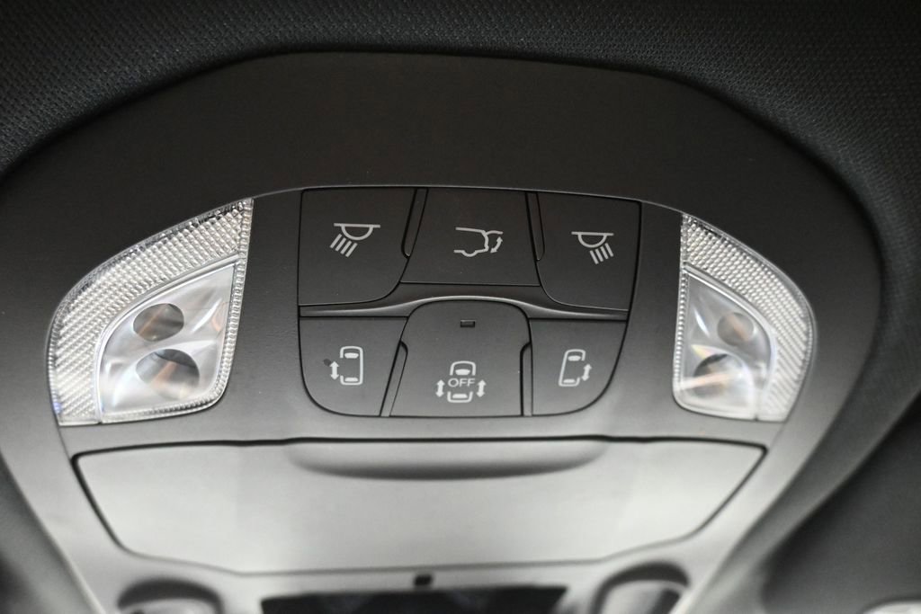 Used 2023 Chrysler Pacifica Limited w/ S Appearance Package AWD/4WD image 33