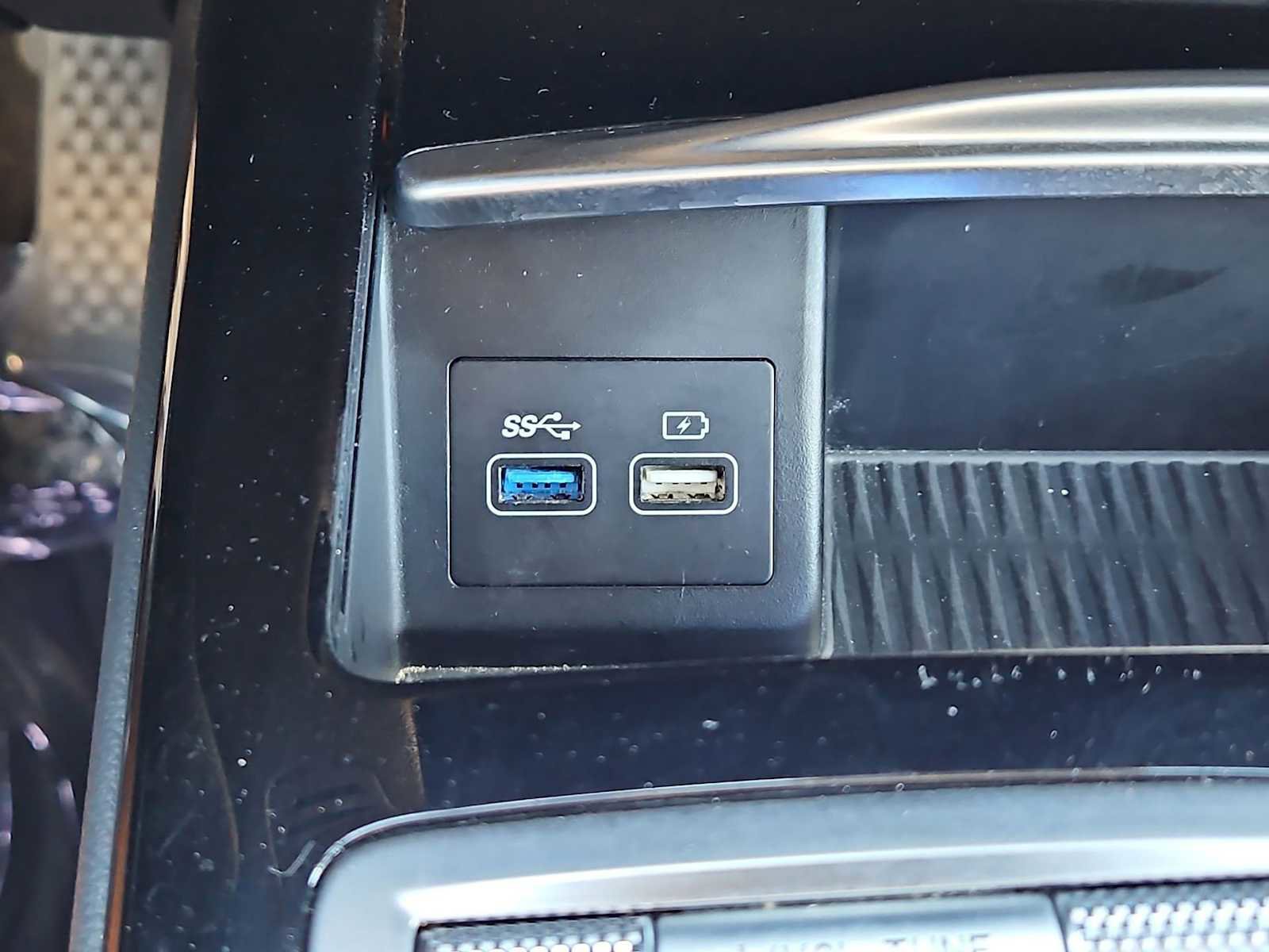 Used 2023 Genesis G80 2.5T image 29