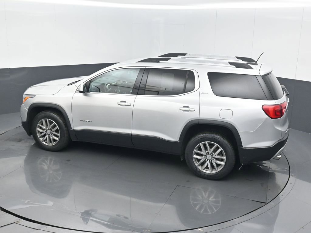 Used 2017 GMC Acadia SLE image 15