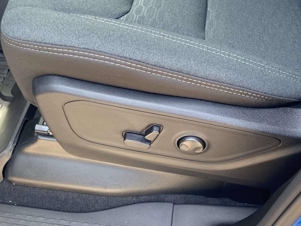 New 2026 RAM 1500 Big Horn AWD/4WD image 17