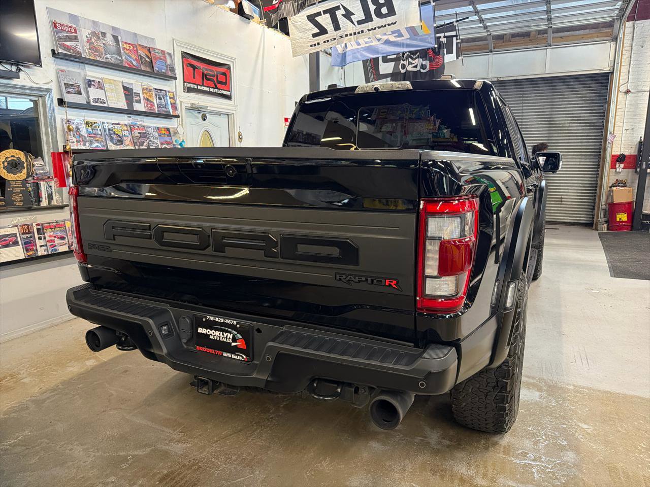 Used 2023 Ford F150 Raptor w/ Equipment Group 802A Raptor R AWD/4WD image 6