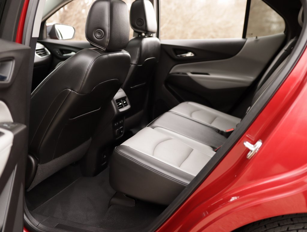 Used 2018 Chevrolet Equinox Premier image 29