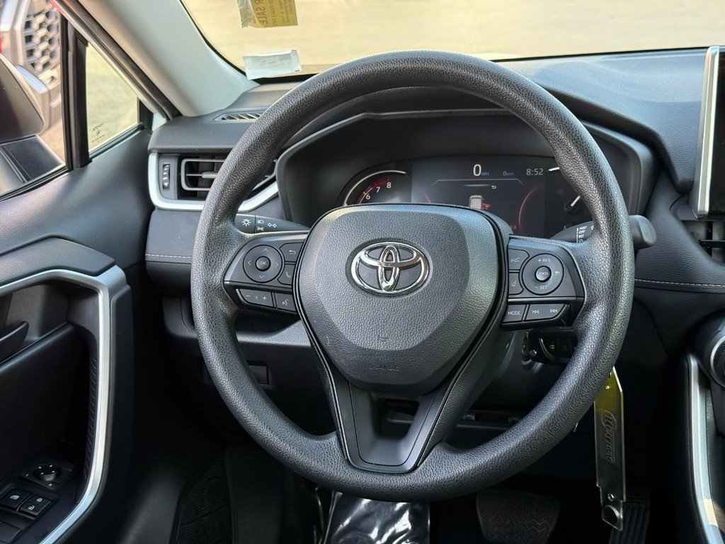Certified 2025 Toyota RAV4 LE AWD/4WD image 15
