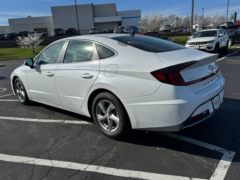 Used 2021 Hyundai Sonata SE w/ Cargo Package image 5