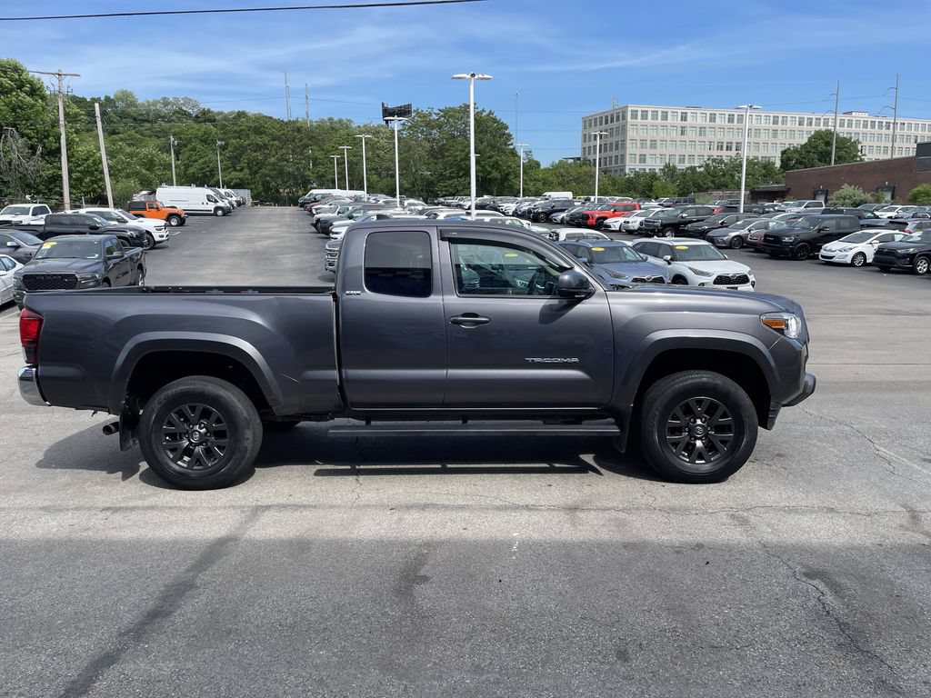 Certified 2022 Toyota Tacoma SR5 w/ SR5 Appearance Package (SM) AWD/4WD image 7