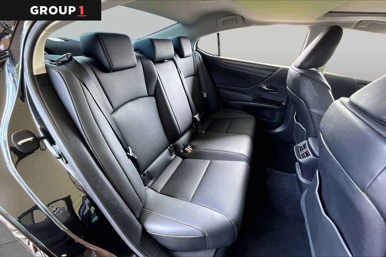 Certified 2022 Lexus ES 350 w/ Premium Package FWD image 17