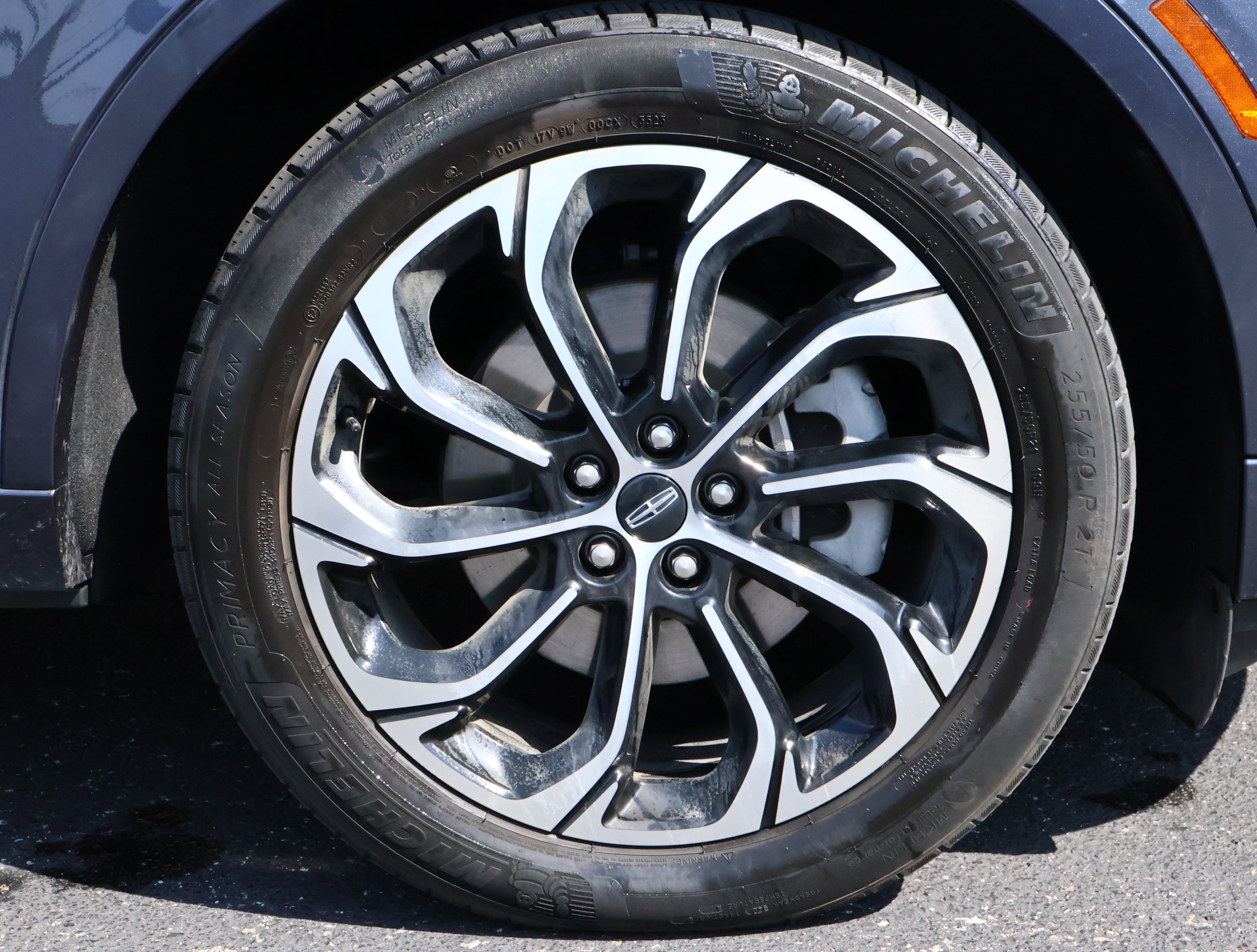 Used 2024 Lincoln Nautilus Reserve AWD/4WD image 24