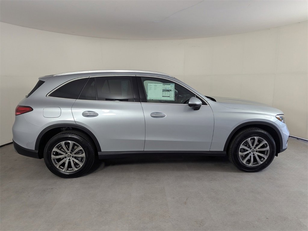 New 2026 Mercedes-Benz GLC 300 4MATIC image 3
