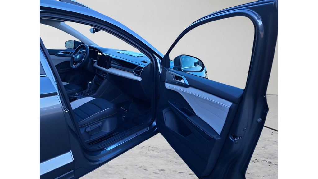 New 2025 Volkswagen Taos SEL AWD/4WD image 15