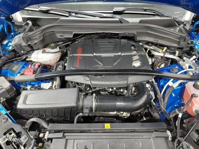 Used 2024 Alfa Romeo Stelvio Veloce image 33