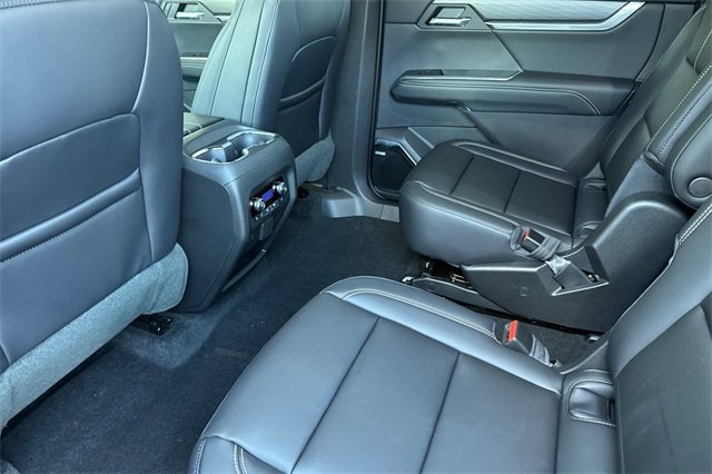 New 2026 GMC Acadia Elevation w/ Black Edition image 13