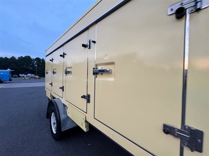 Used 2019 Ford E-450 and Econoline 450 Super Duty w/ Power Windows & Locks Group image 21