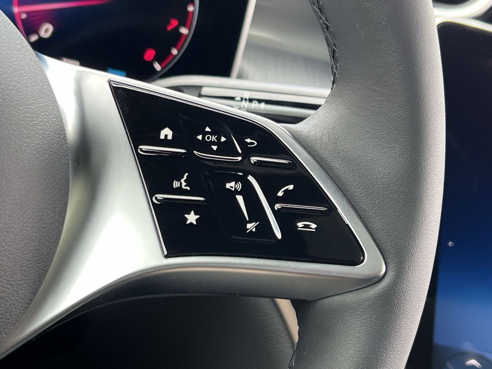 New 2026 Mercedes-Benz GLC 300 4MATIC image 29