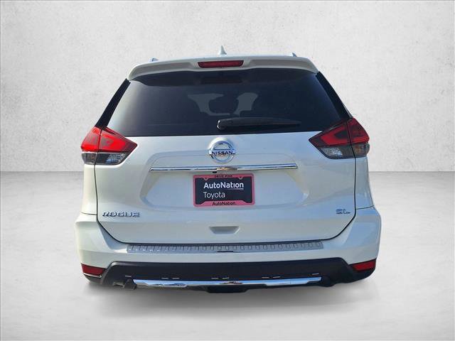 Used 2018 Nissan Rogue SL w/ Premium Package image 6