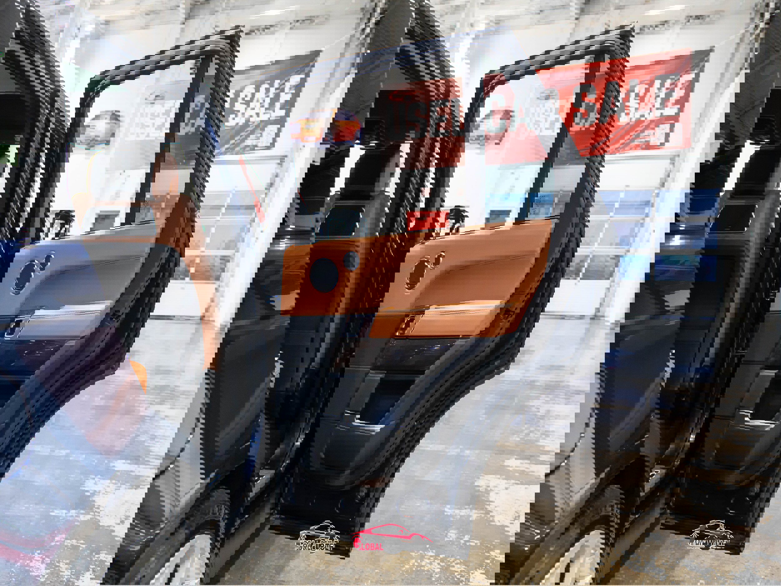 Used 2016 Land Rover Range Rover Autobiography image 49