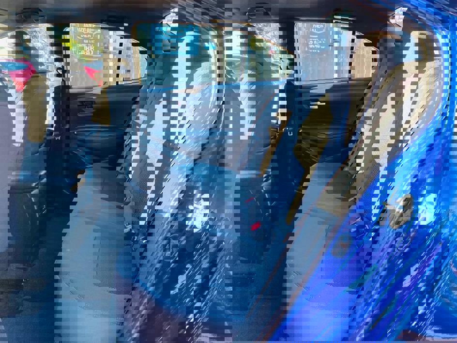 Used 2020 Toyota Corolla SE w/ Carpet Mat Package (TMS) FWD image 20