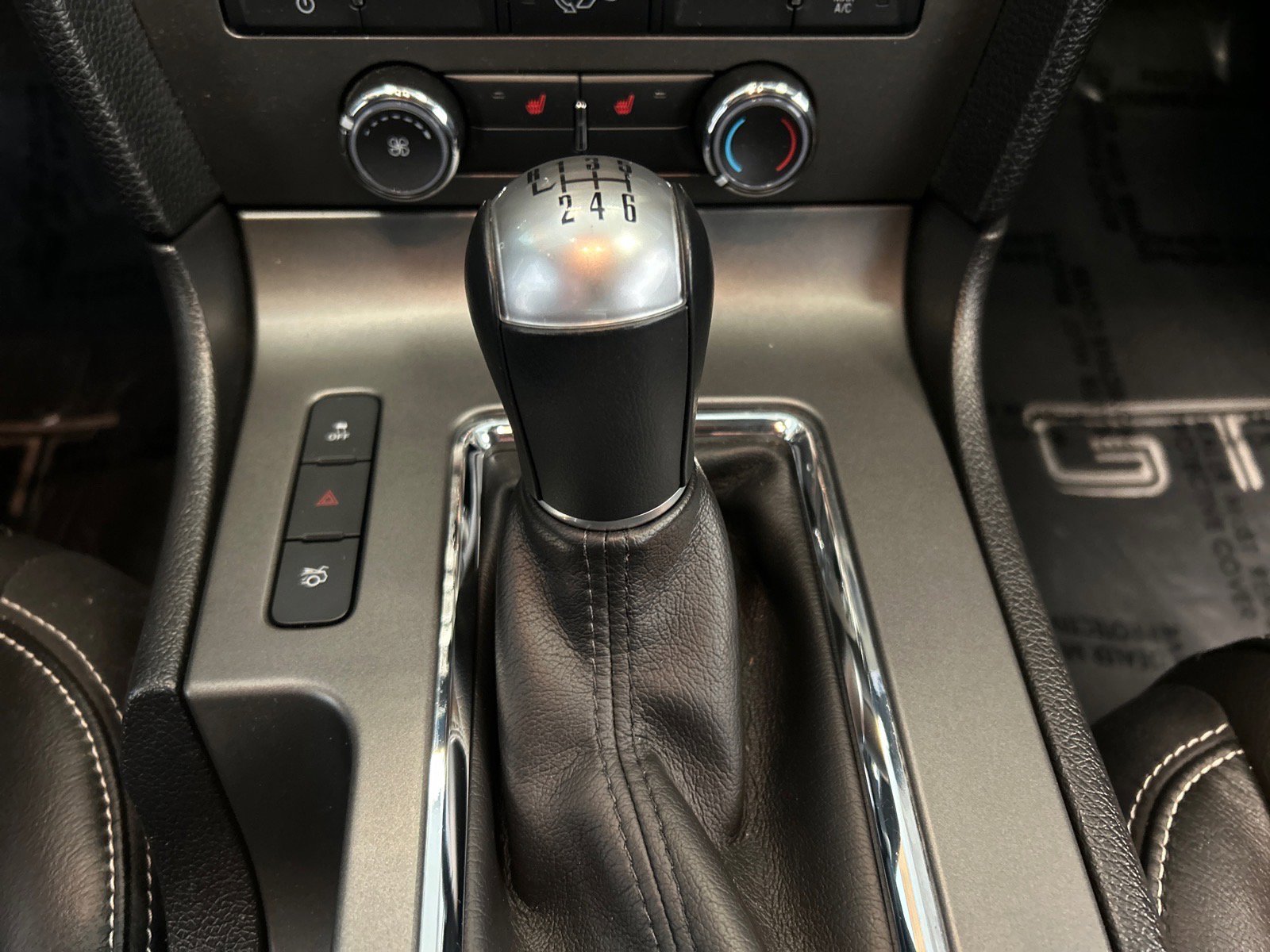 Used 2014 Ford Mustang GT Premium RWD image 22