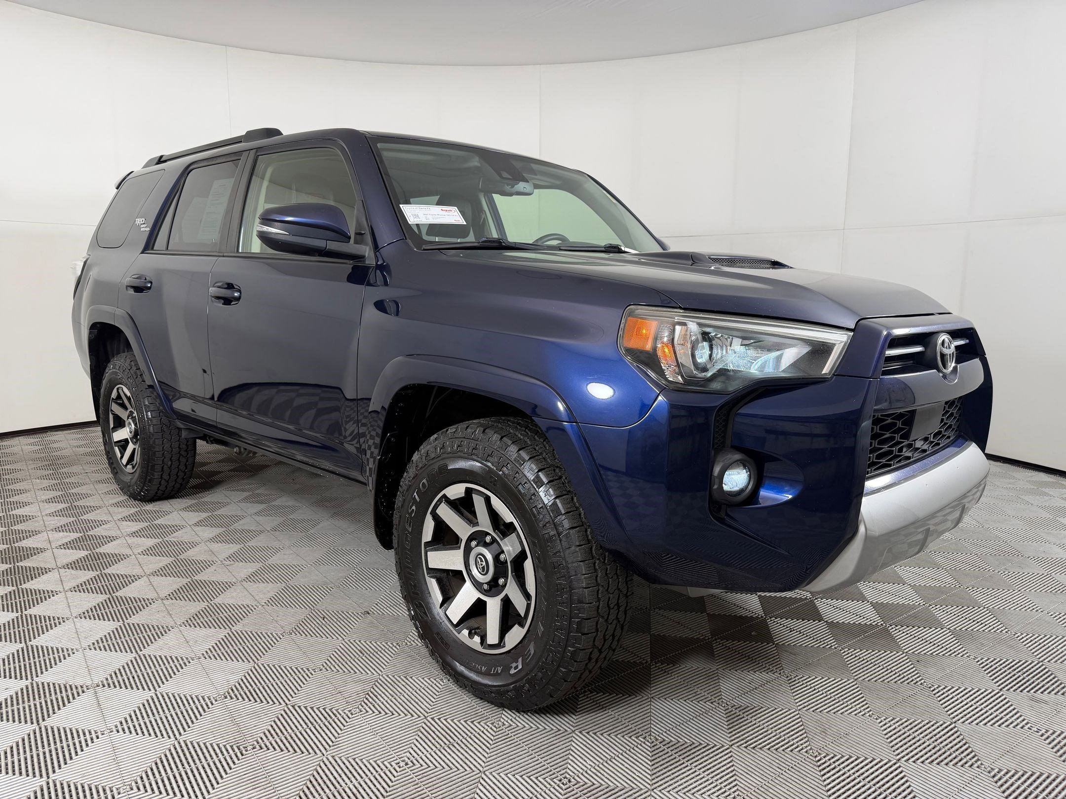 Used 2021 Toyota 4Runner TRD Off-Road Premium w/ Moonroof Package AWD/4WD image 6