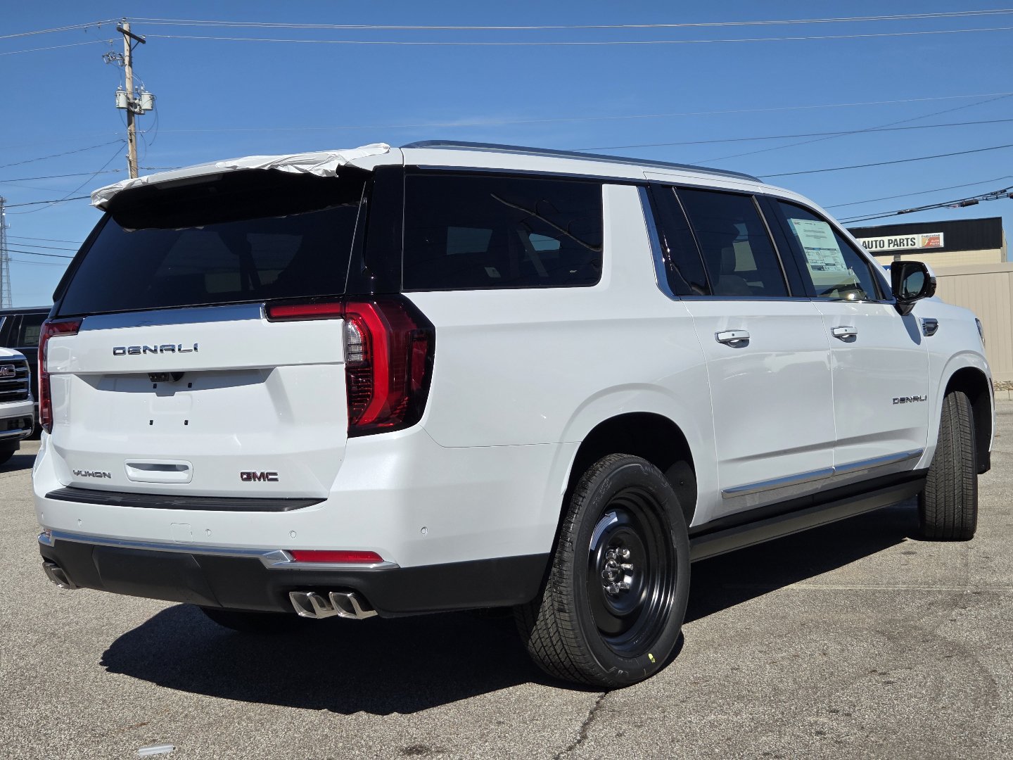 New 2027 GMC Yukon XL Denali w/ Denali Reserve Package AWD/4WD image 21