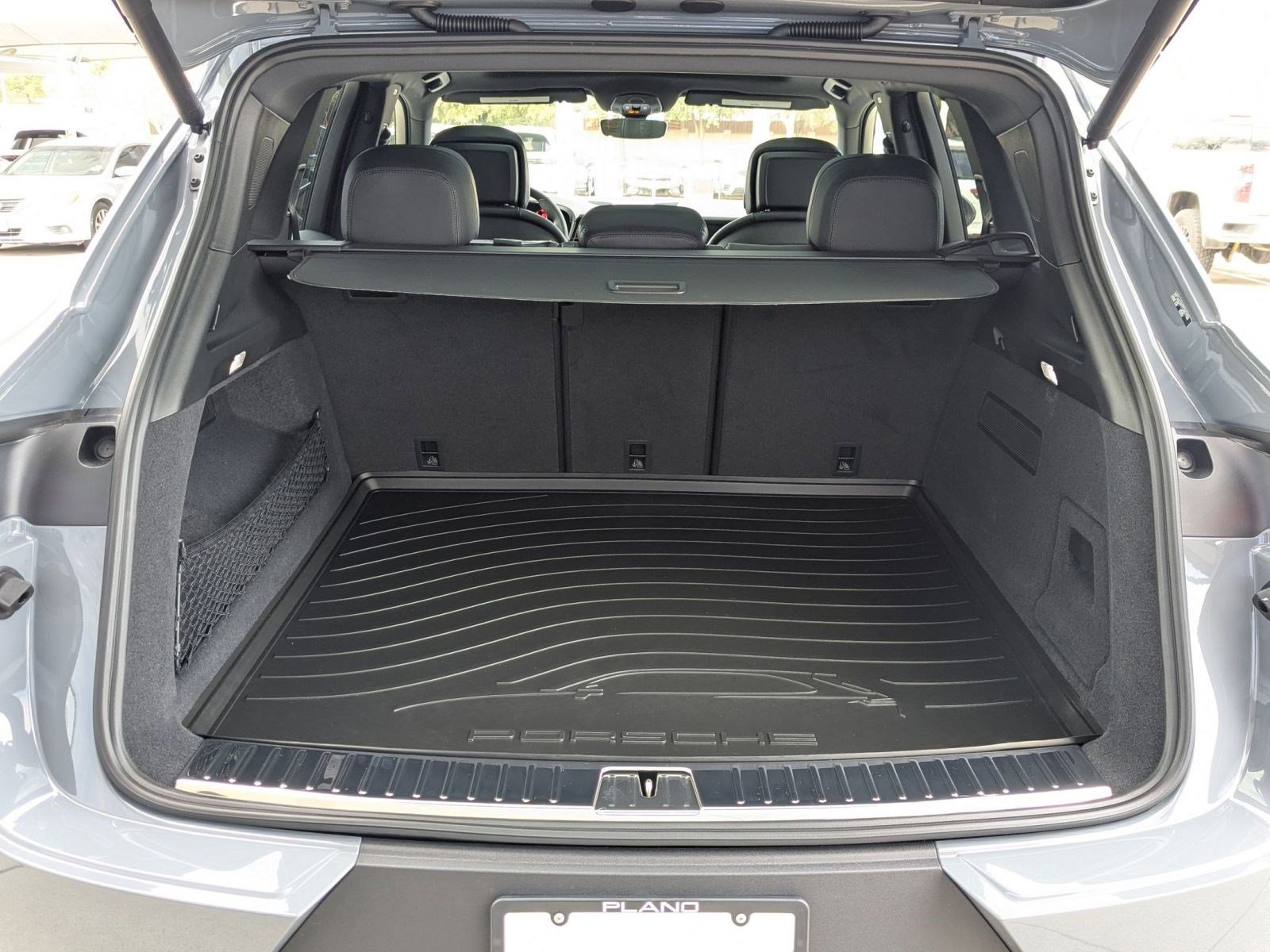 New 2026 Porsche Cayenne image 22