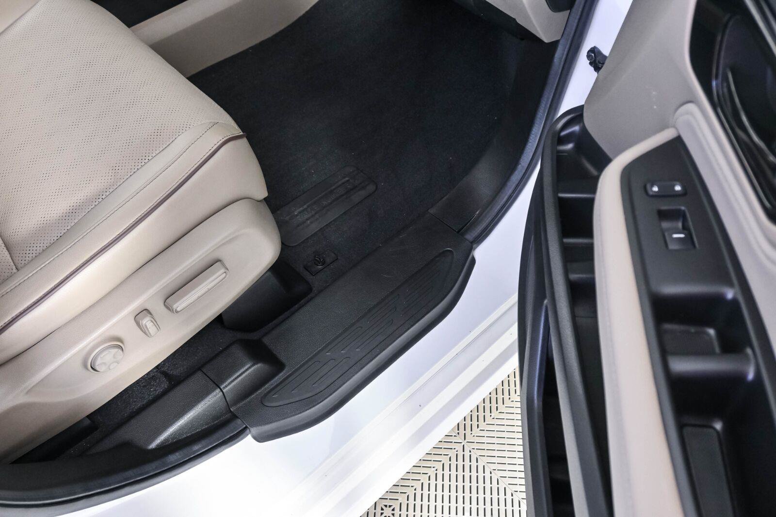 Used 2022 Honda Odyssey Elite image 24