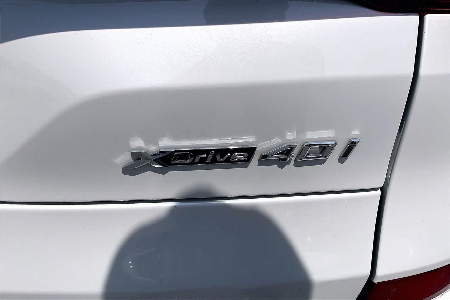 Used 2021 BMW X5 xDrive40i w/ M Sport Package AWD/4WD image 9