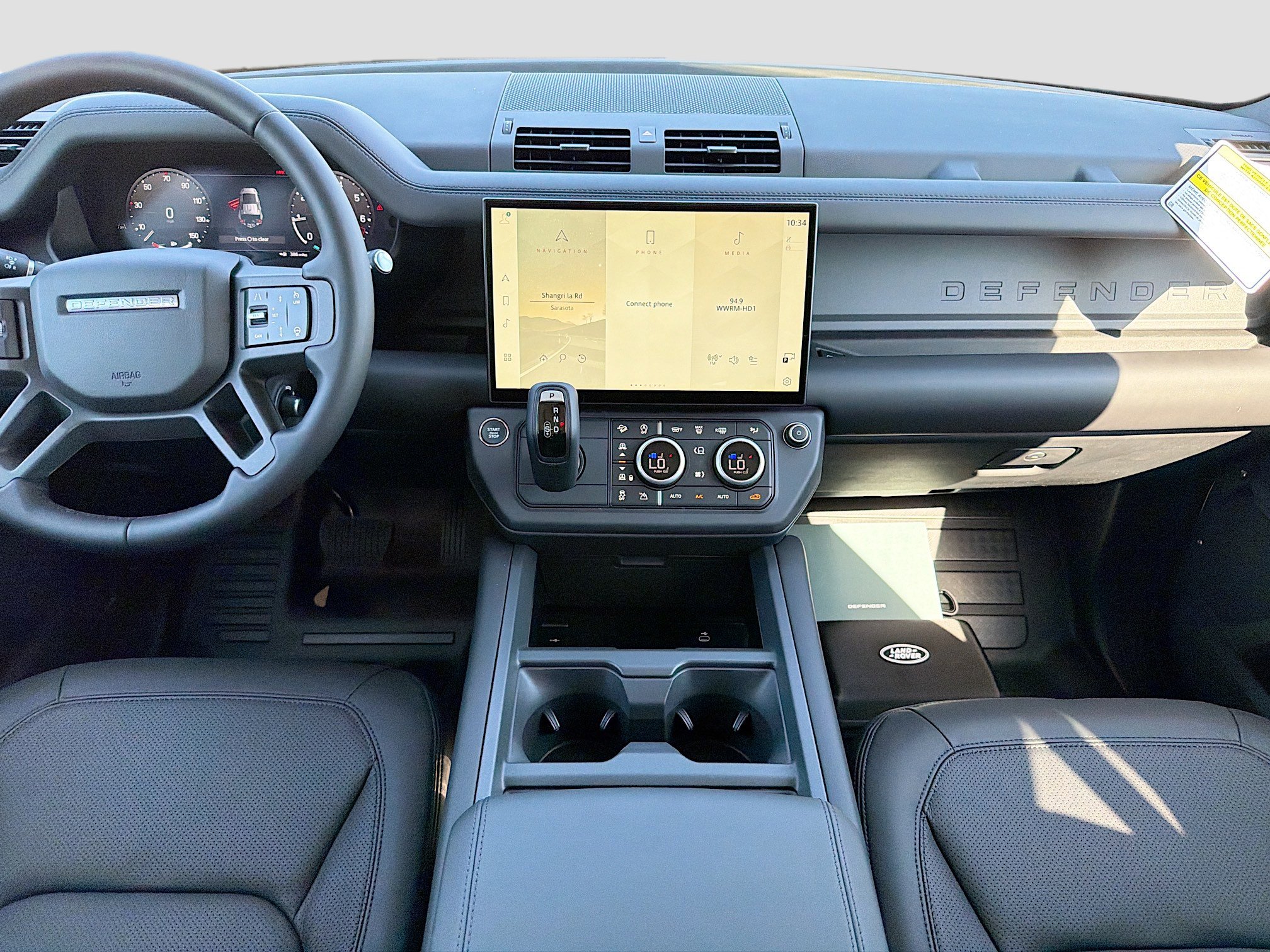 New 2026 Land Rover Defender 110 X-Dynamic SE image 19