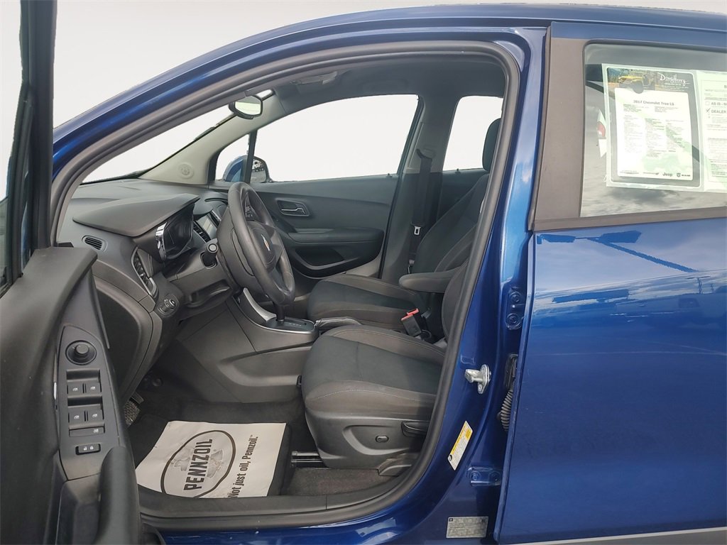 Used 2017 Chevrolet Trax LS image 9