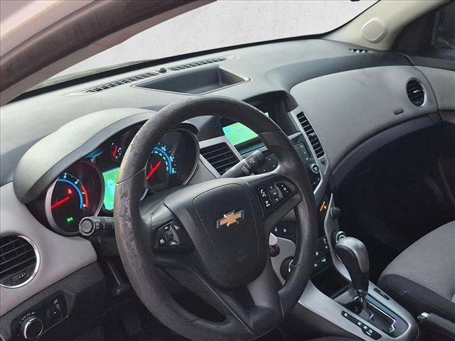 Used 2014 Chevrolet Cruze LS FWD video 3