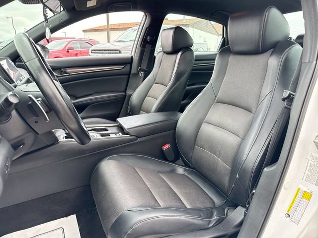 Used 2018 Honda Accord Sport image 11