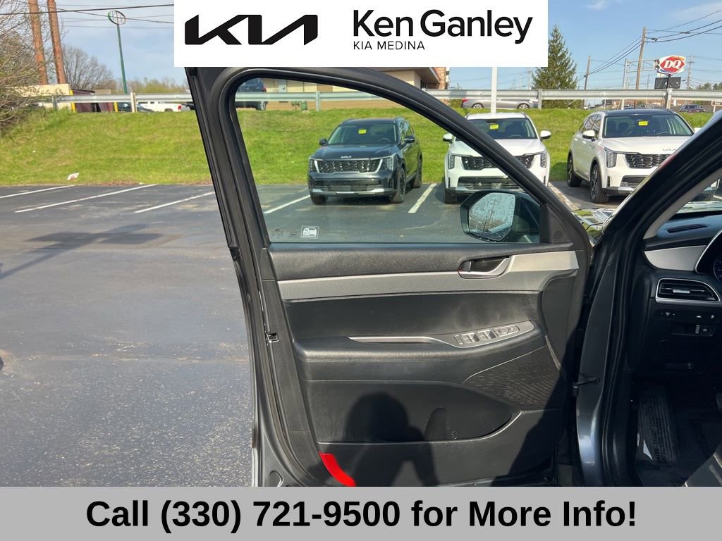 Used 2020 Hyundai Palisade SE AWD/4WD image 25