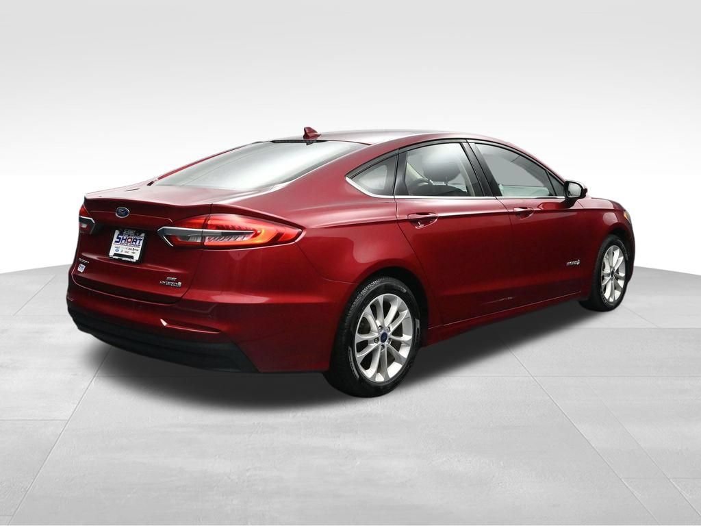 Used 2019 Ford Fusion SE FWD image 5