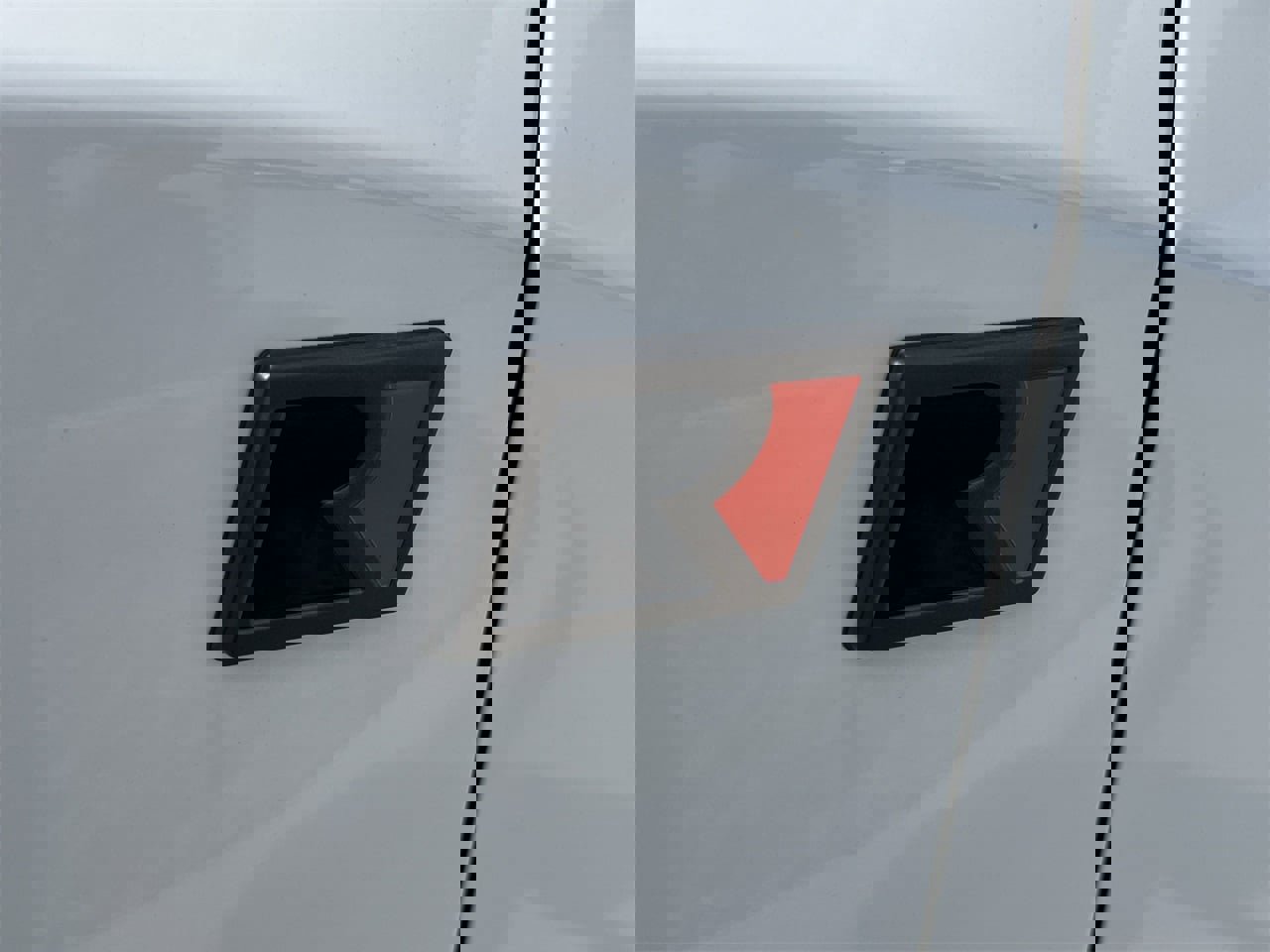 New 2026 Nissan Frontier PRO-4X w/ Pro-4x Convenience Package image 7