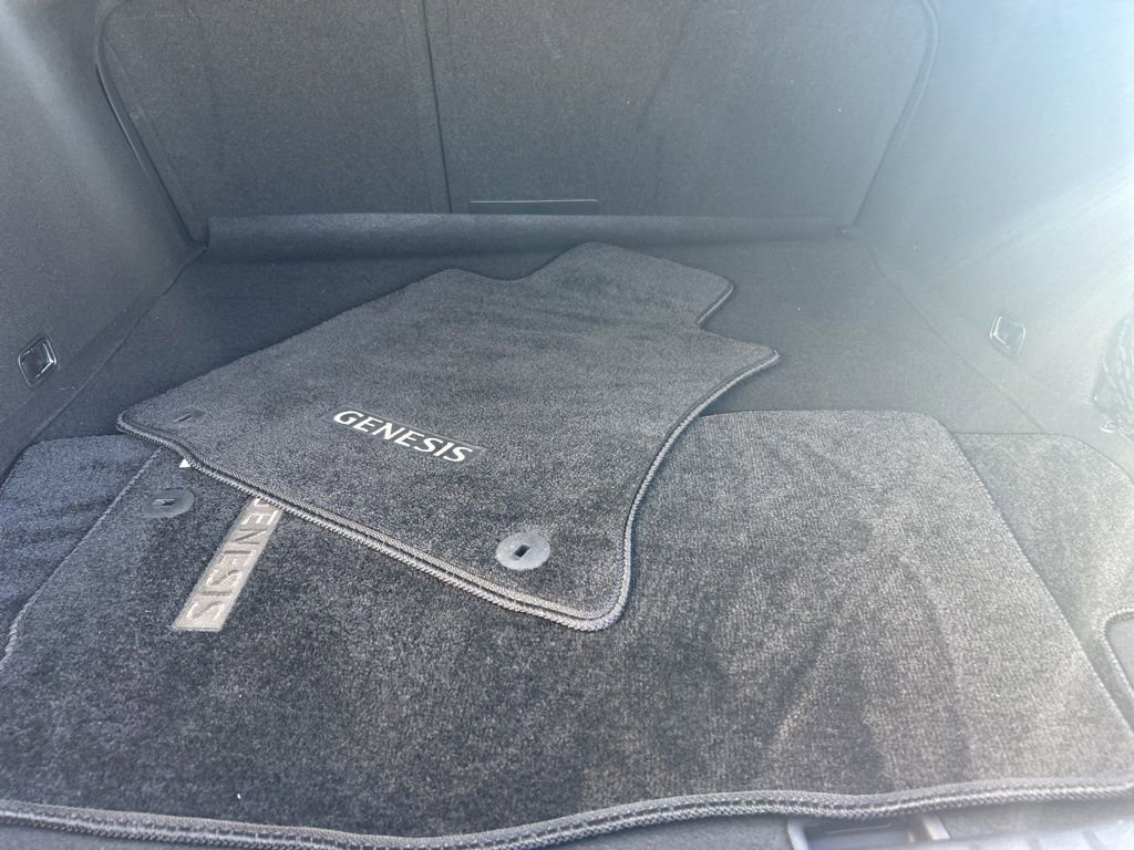 Used 2023 Genesis G70 2.0T w/ Sport Prestige Package image 28