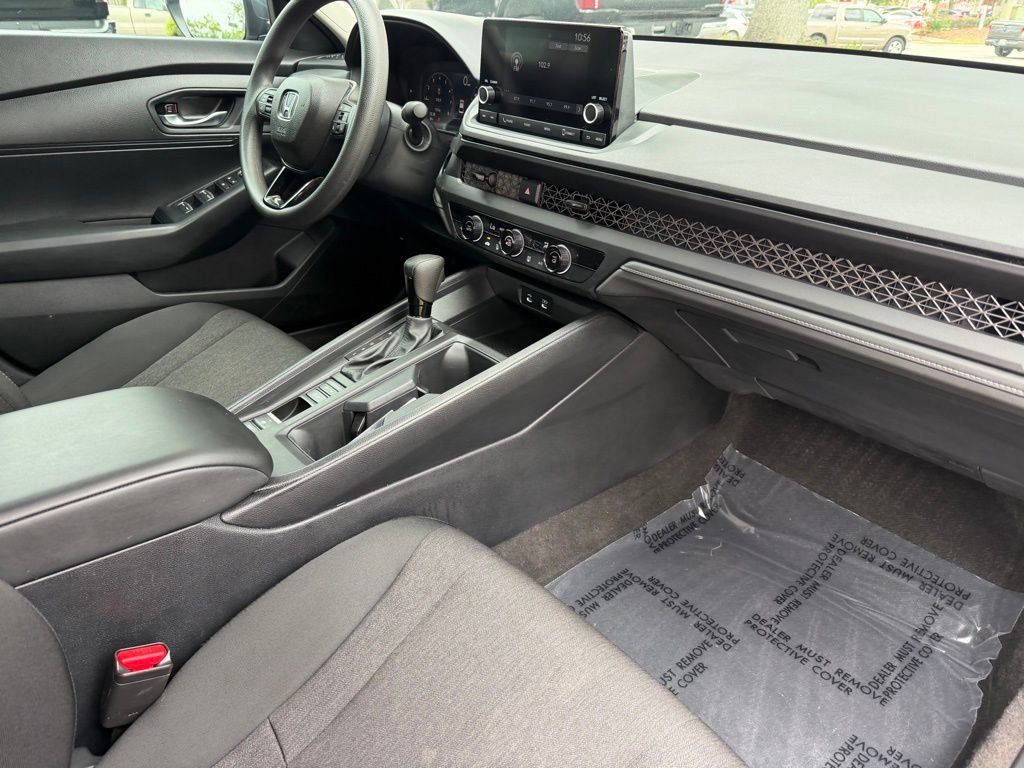Used 2025 Honda Accord LX image 10