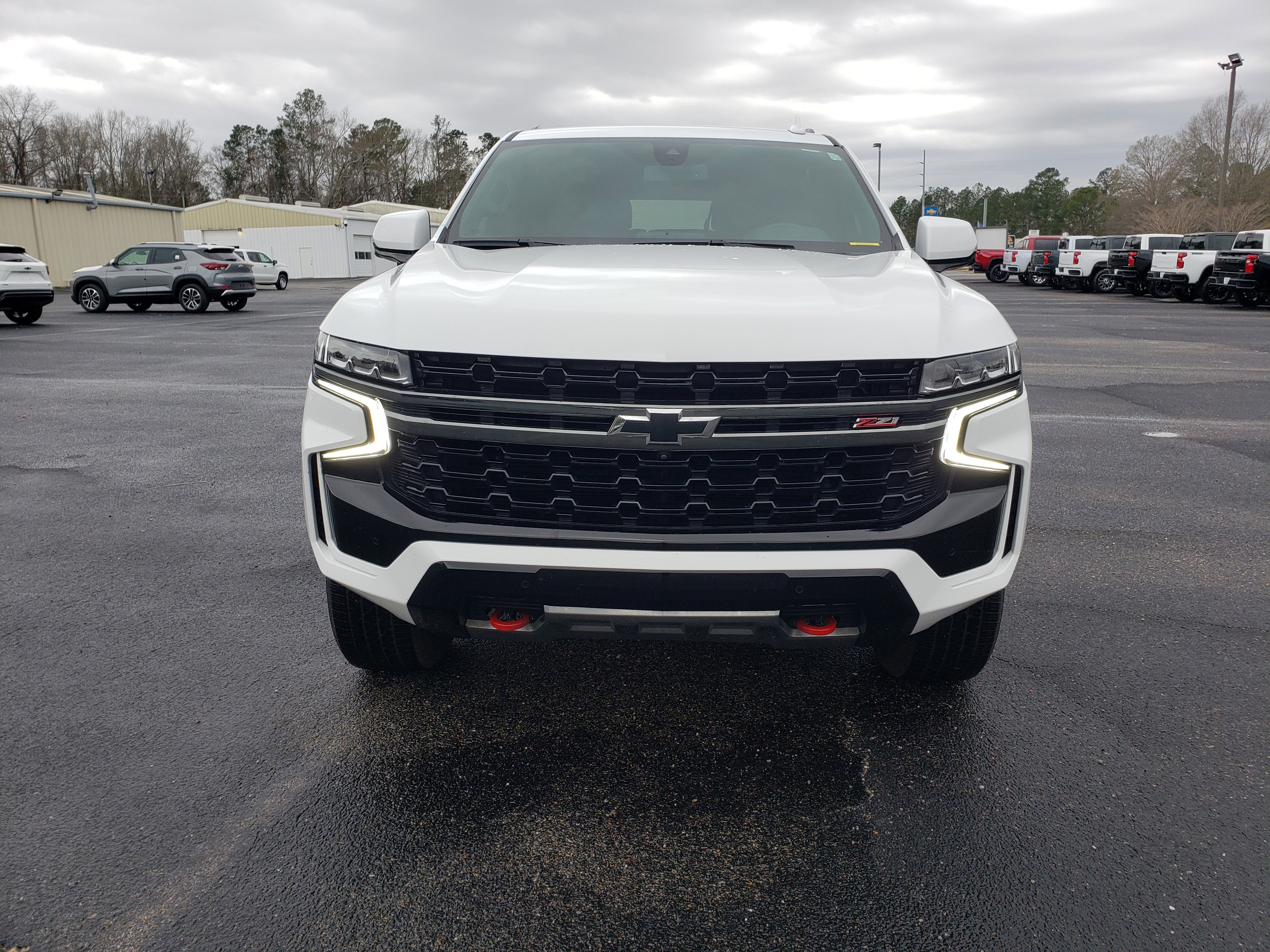 Used 2022 Chevrolet Suburban Z71 w/ Luxury Package image 7