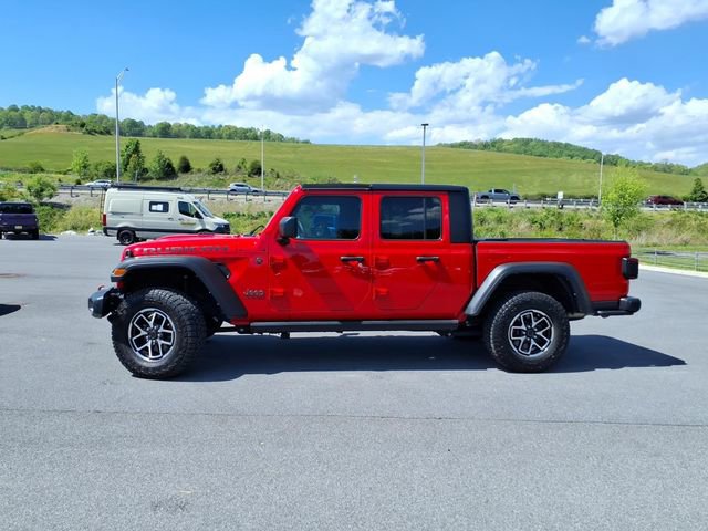 Used 2024 Jeep Gladiator Rubicon AWD/4WD image 16