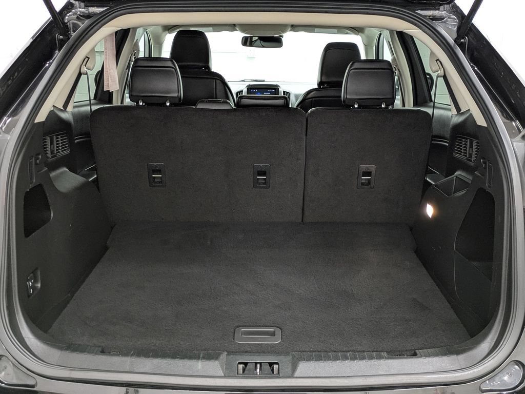 Used 2024 Ford Edge SEL AWD/4WD image 15