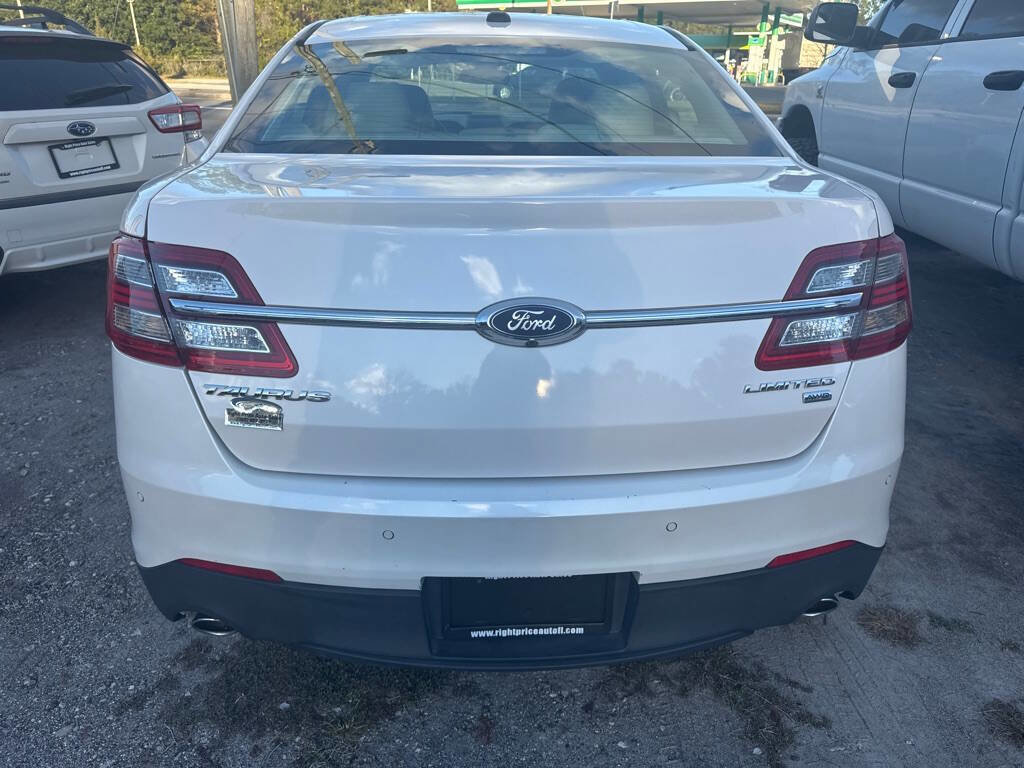 Used 2019 Ford Taurus Limited FWD image 5