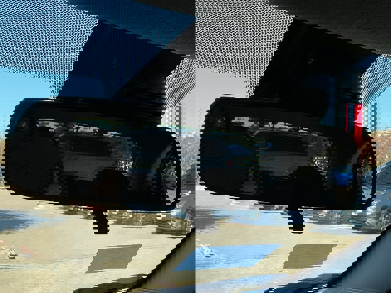 New 2025 Nissan Versa SR w/ Trunk Package image 24