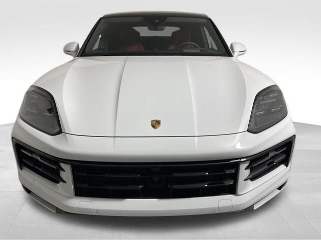 Used 2026 Porsche Cayenne Coupe image 12