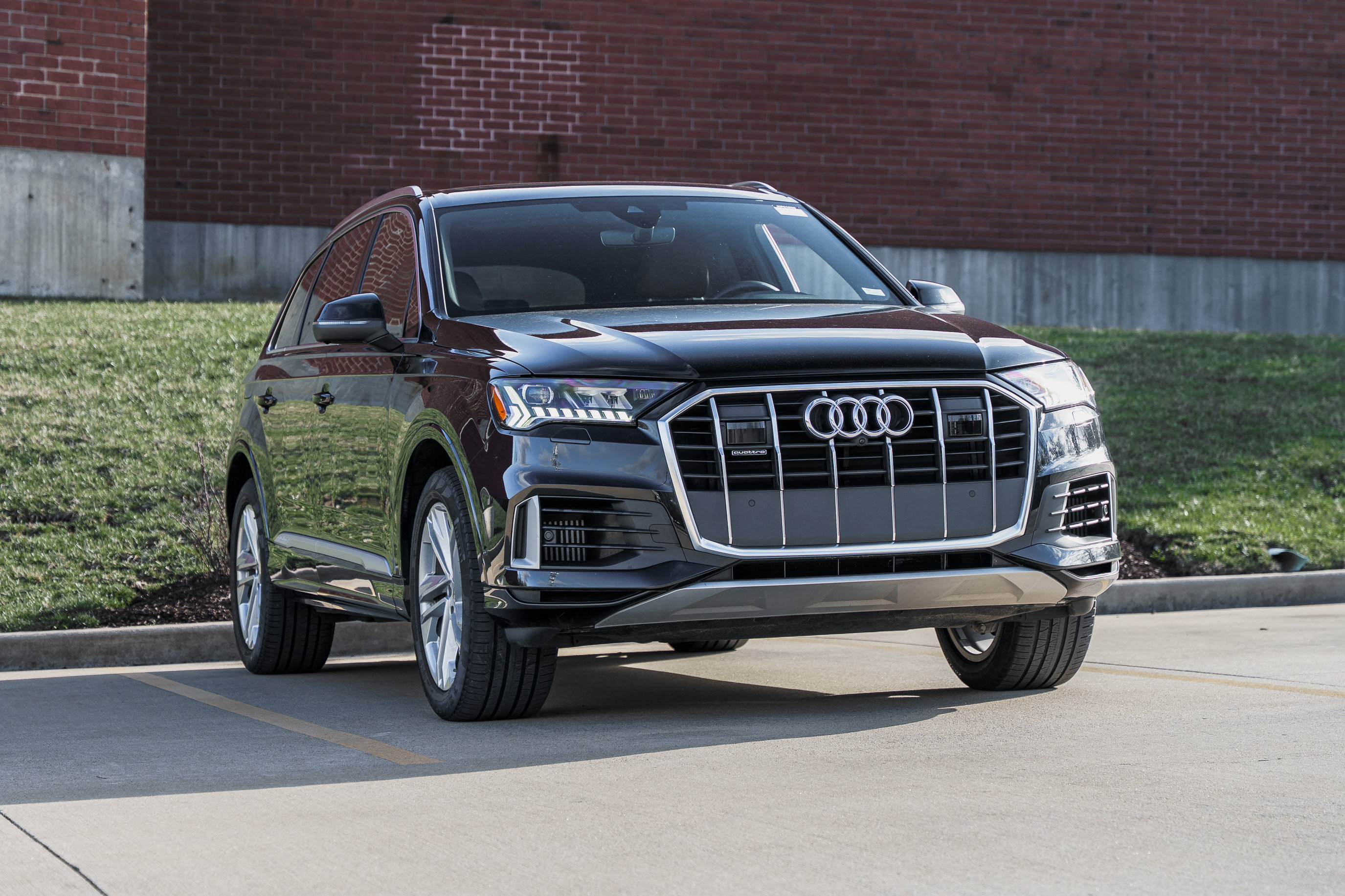 Used 2023 Audi Q7 Premium w/ Convenience Package