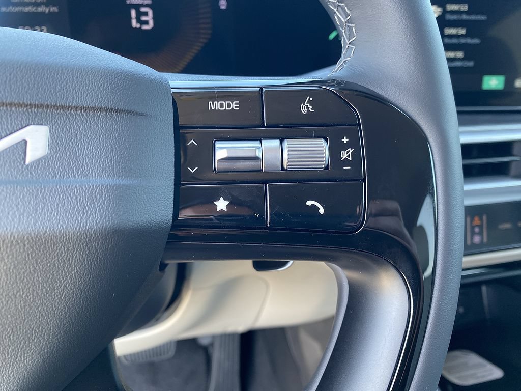 New 2026 Kia Sorento EX FWD image 15